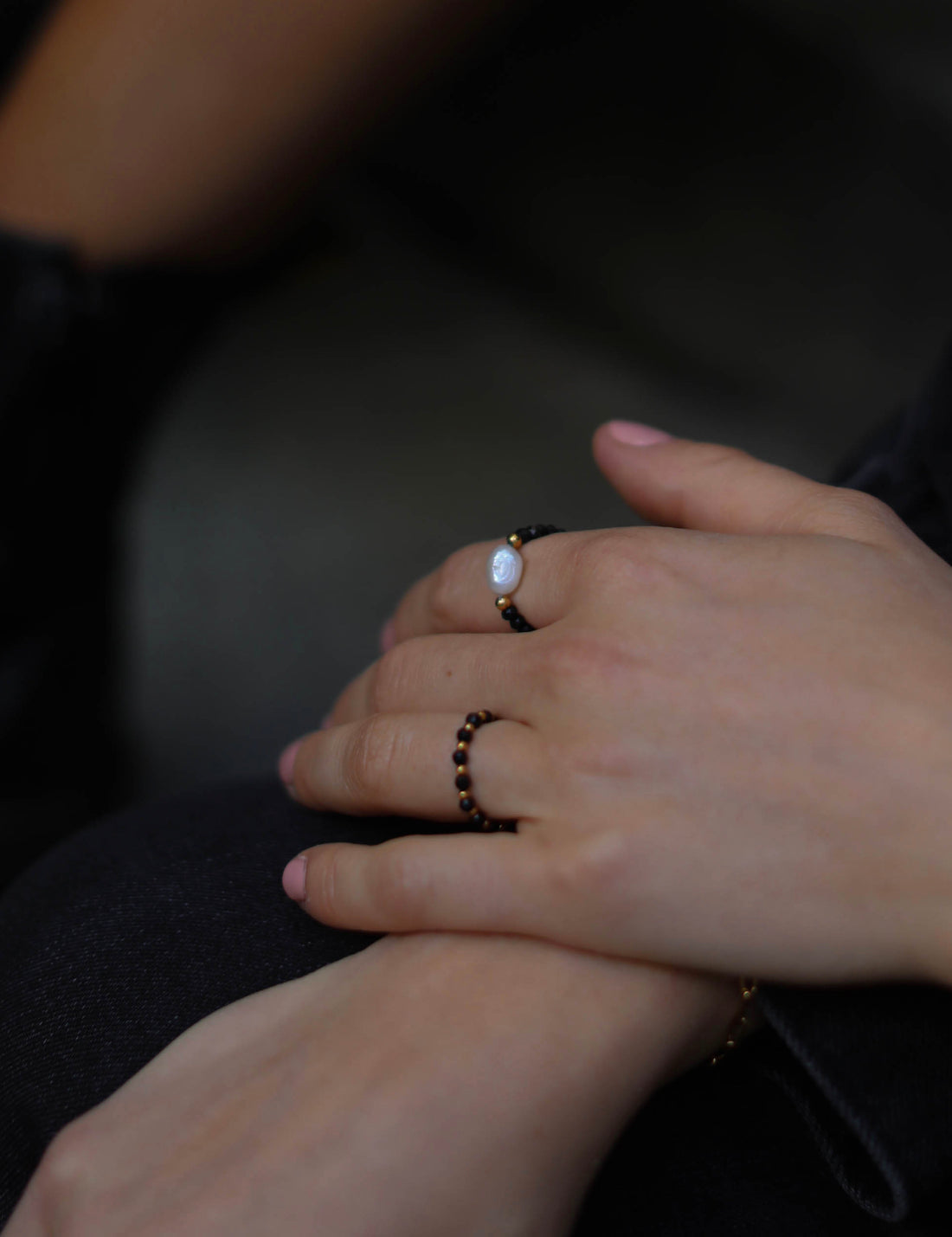 Swart Crystla Ring