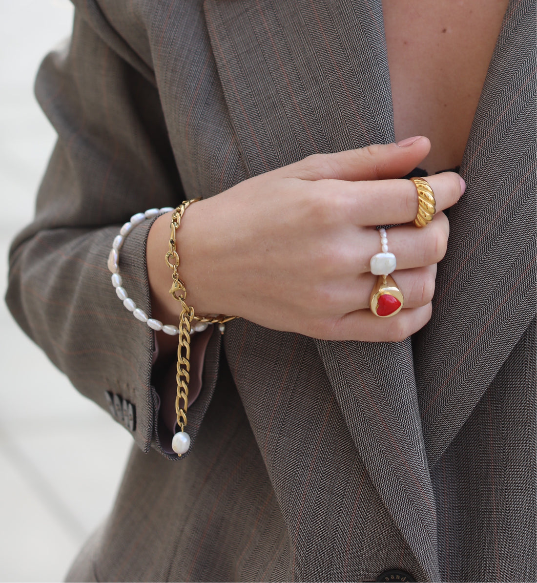 Drop Her Bracelet